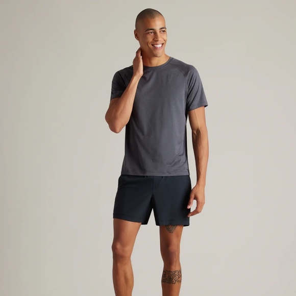 Rhone Atmosphere Tee - Picture 1 of 3